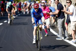 Vingegaard le boss absolu : il plante tout le monde dans les Alpes et s’empare du maillot rose à Pila ! Le Giro a enfin son patron !
